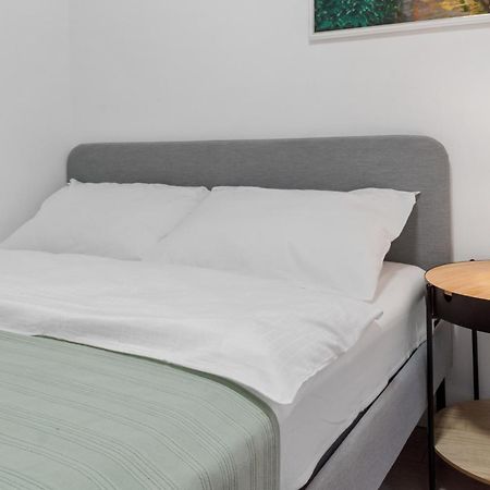Central Town Cosy Apartment Bukarest Exterior foto